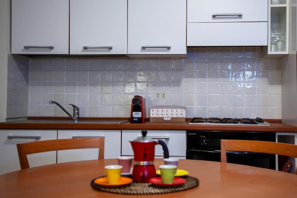 Peaceful Apartment In Piazza Venezia'S Alleys Rome Exterior photo