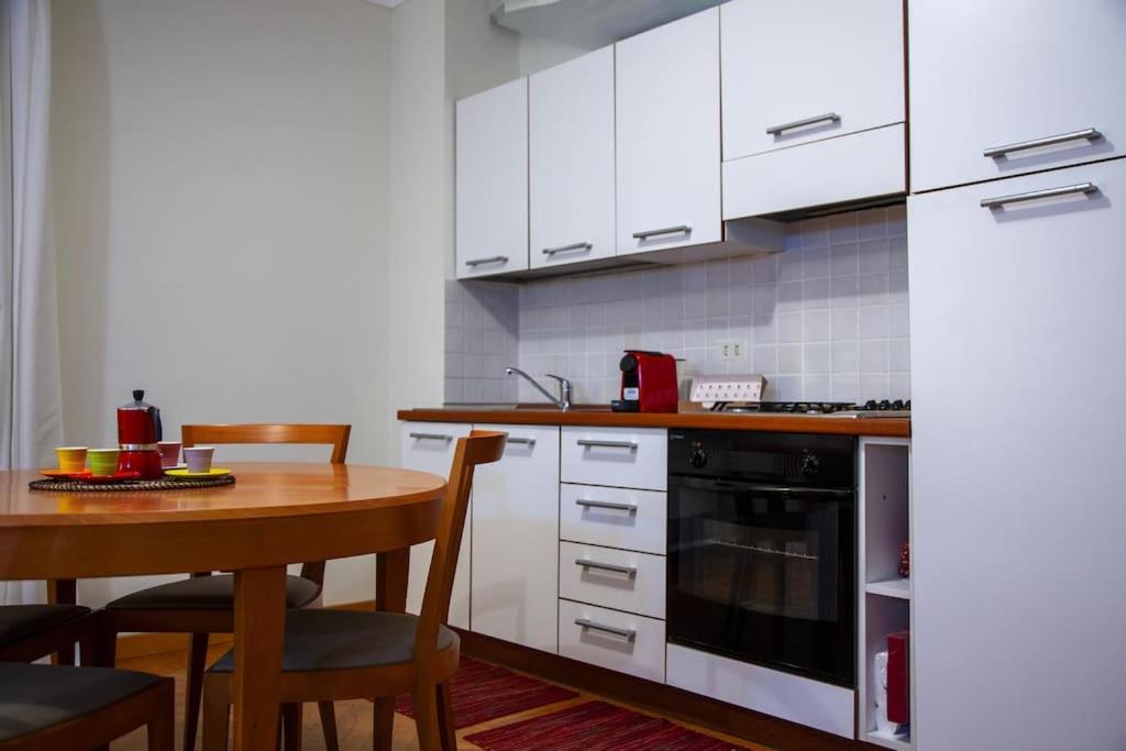 Peaceful Apartment In Piazza Venezia'S Alleys Rome Exterior photo